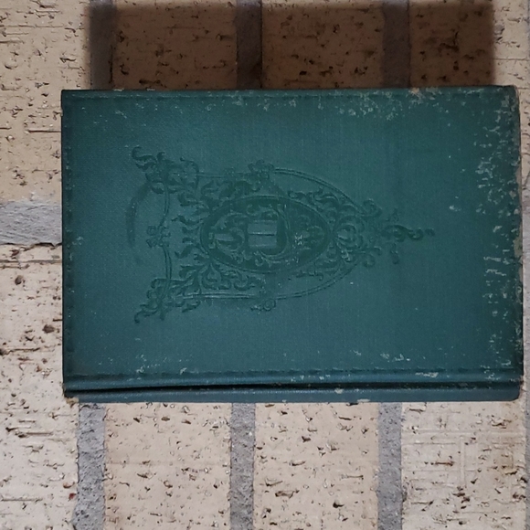 The Adventures of Oliver Twist by Charles Dickens - Picture 1 of 2